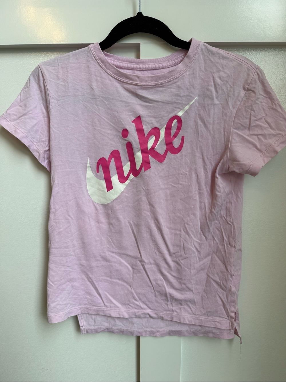 Nike Girls' Light Pink Logo Short Sleeve Tee L Sporty Athletic